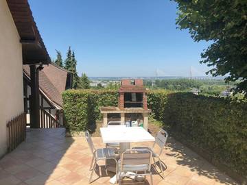 Gîte pour 3 personnes, avec vue et jardin, animaux acceptés à La Rivière-Saint-Sauveur