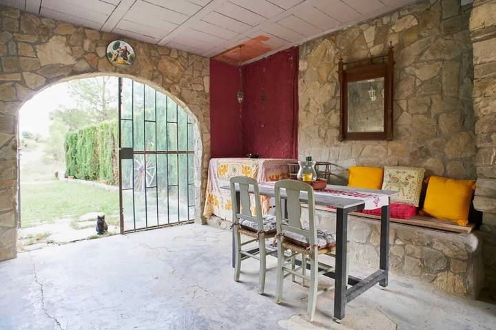 Chalet para 6 personas, con jardín además de piscina y terraza en Bages - 4