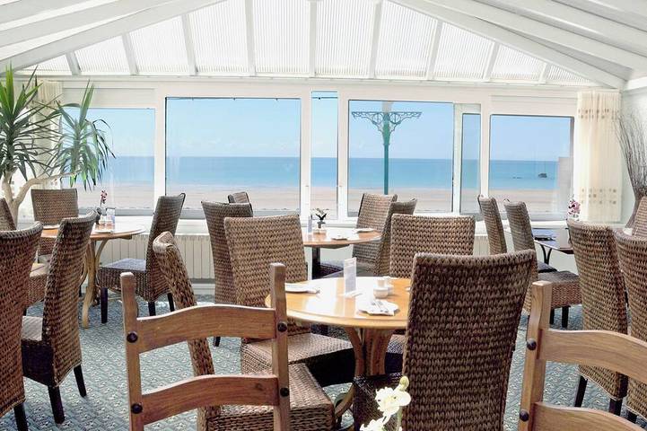 Alojamiento de 1 habitaciones en St Brelades Bay in Jersey