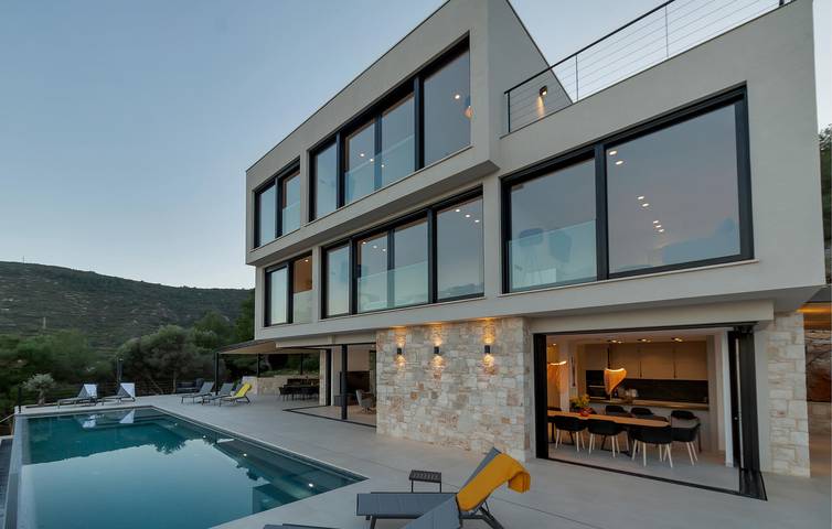 Ferienhaus für 12 Personen, mit Terrasse