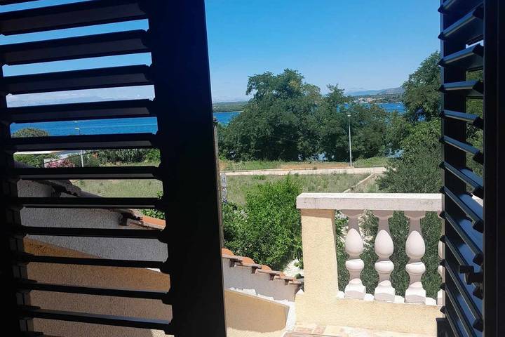 Ferienwohnung für 4 Personen, mit Balkon/Terrasse in Tkon