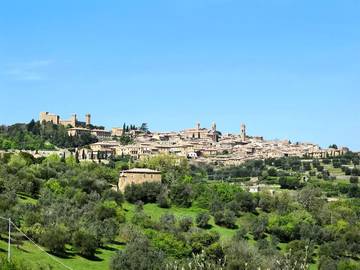 Location de vacances pour 6 personnes, avec piscine et jardin à San Giovanni d'Asso