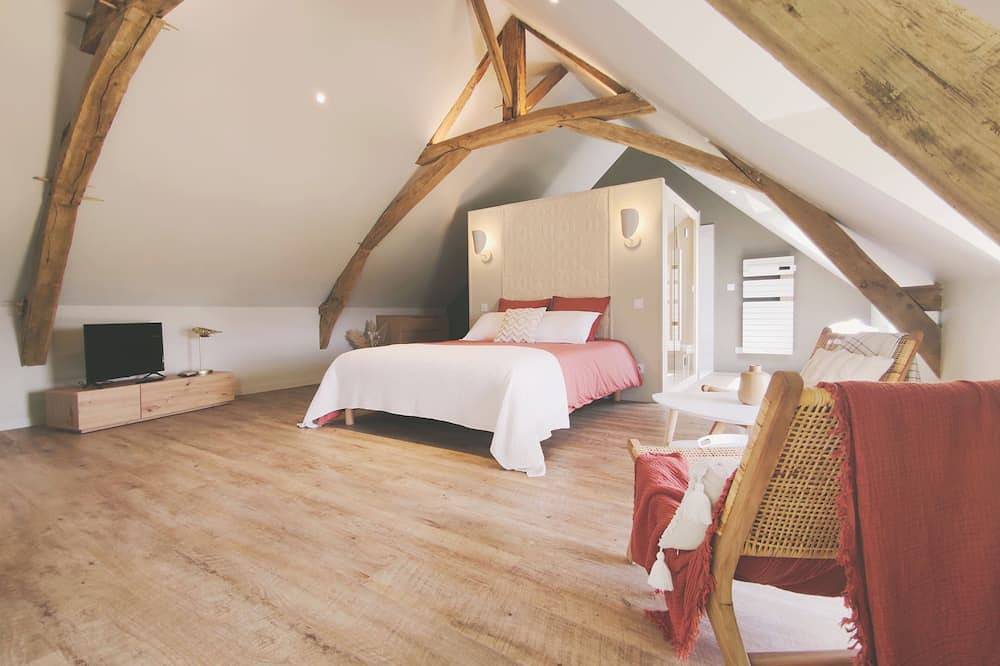 Izoë - Suite d'hôtes à la campagne avec Sauna Finlandais privatif in Saint-Ouën-des-Toits, Mayenne