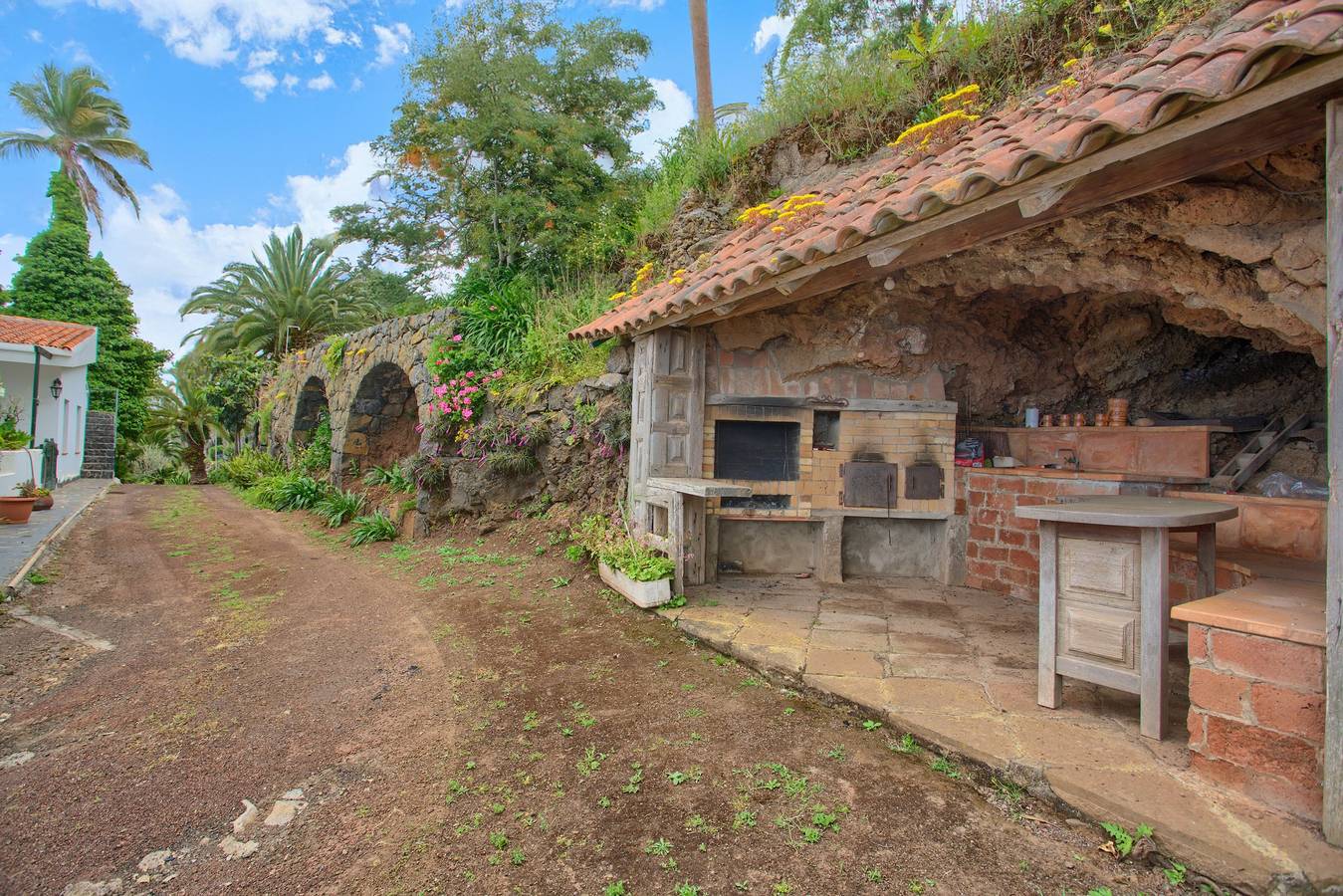 Maison de vacances 'Los Dragos Y Volcán' avec vue sur la mer, terrasse privée et Wi-Fi in Tacoronte, Tenerife du Nord