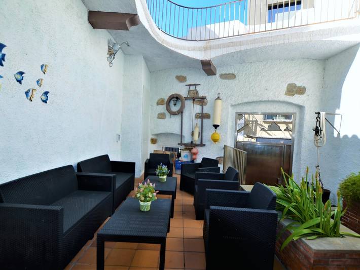 Ferienhaus für 8 Personen, mit Meerblick und Balkon, kinderfreundlich