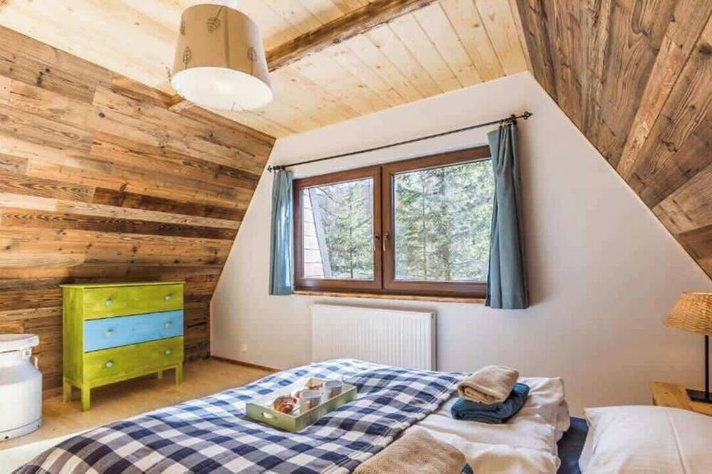 Vacation House surrounded by greenery in Zakopane, Carpathians (Poland)