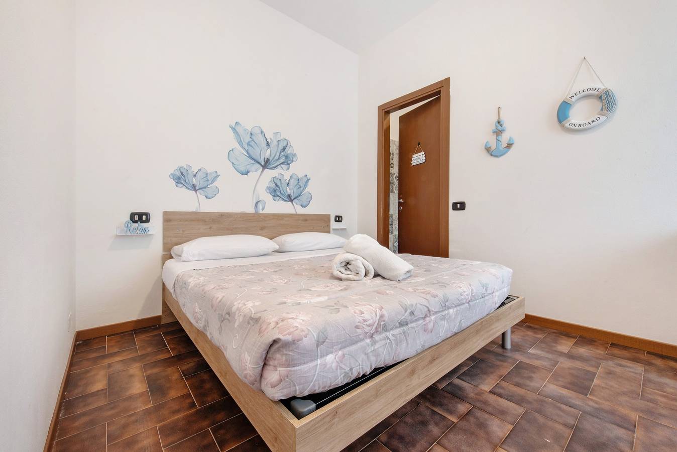 Ganze Wohnung, Ferienwohnung 'Blu' mit Gemeinschaftsterrasse und Wi-Fi in Alzate Brianza, Brianza