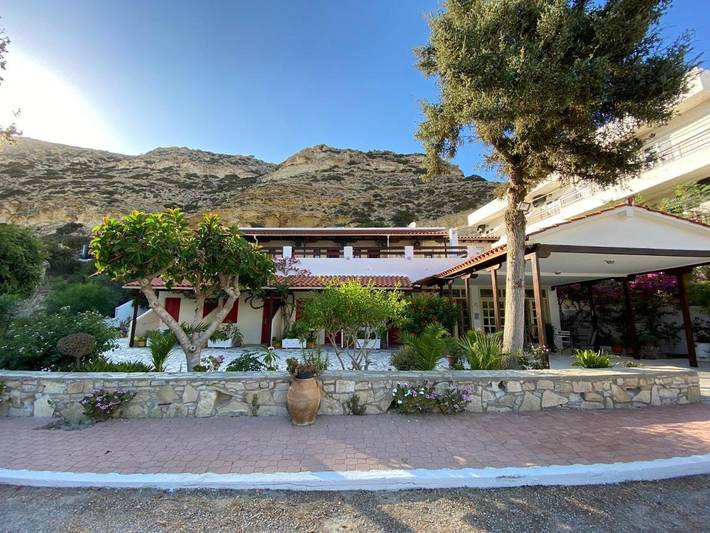 Maison d’hôte pour 2 personnes, avec vue ainsi que jardin et terrasse, animaux acceptés dans Matala