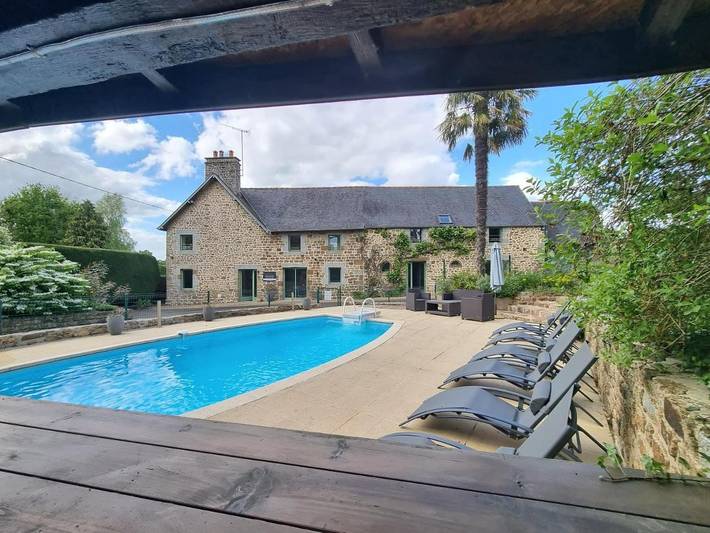 Location de vacances pour 14 personnes, avec jacuzzi ainsi que jardin et piscine à Saint-Quentin-sur-le-Homme - 3