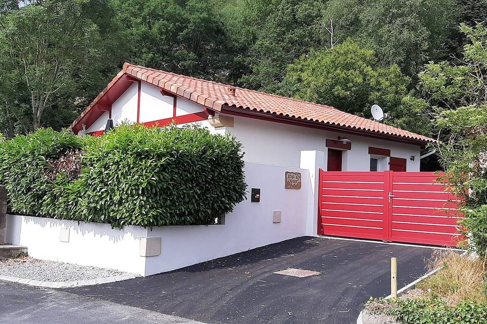 Maison Classé 3 Étoiles en Pleins Cœur du Pays Basque in Aldudes, Bayonne region