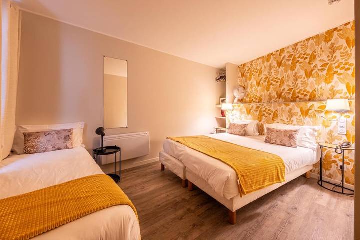 Hôtel pour 3 personnes, avec terrasse