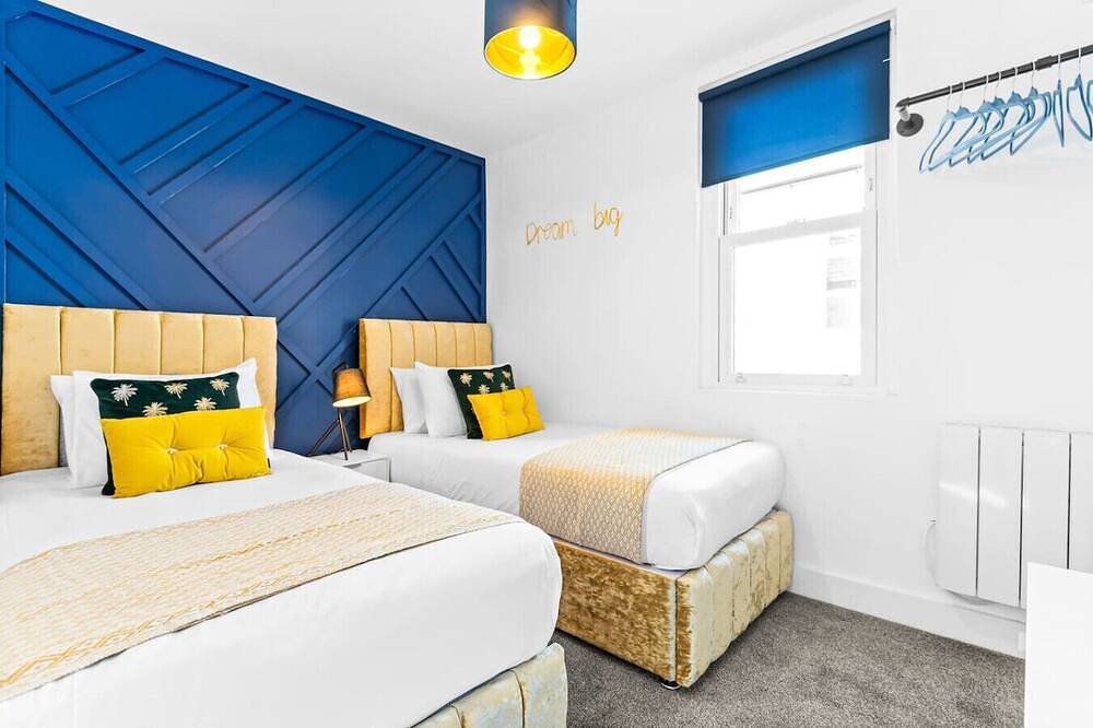 Apartamento entero, 2 Bed • Modern Flat • Town Centre & Parking in Swansea, Región de Swansea