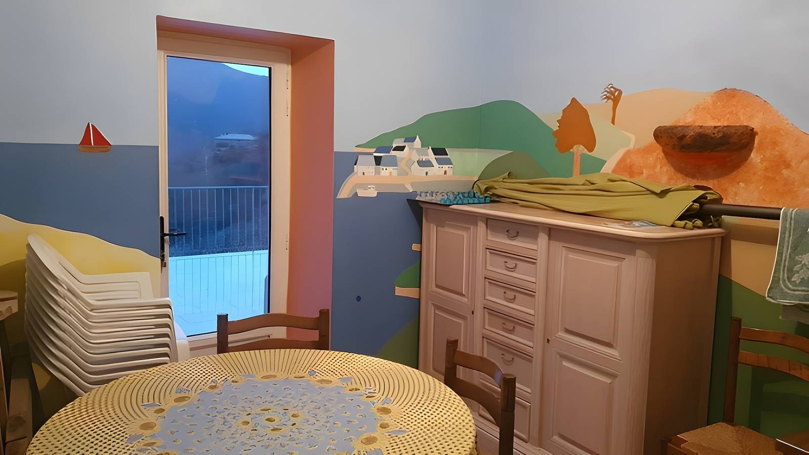 Gastenkamer 'Le Volcan d'Aizac' – blauwe kamer in Aizac, Parc naturel régional des Monts d'Ardèche