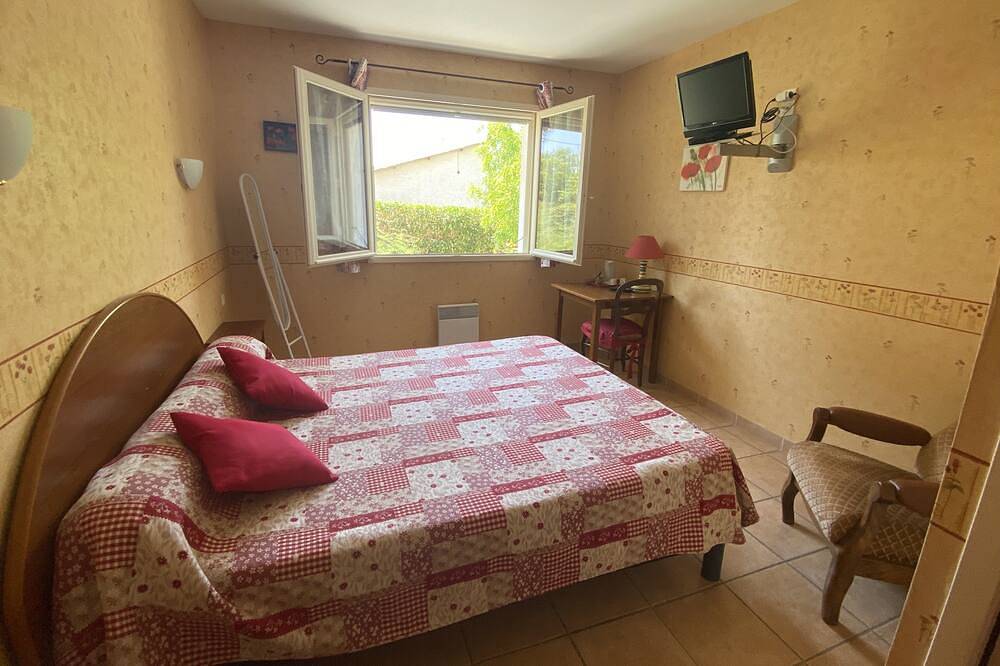 Chambres d'hotes les oliviers in Montagnac, Côte méditerranéenne (France)