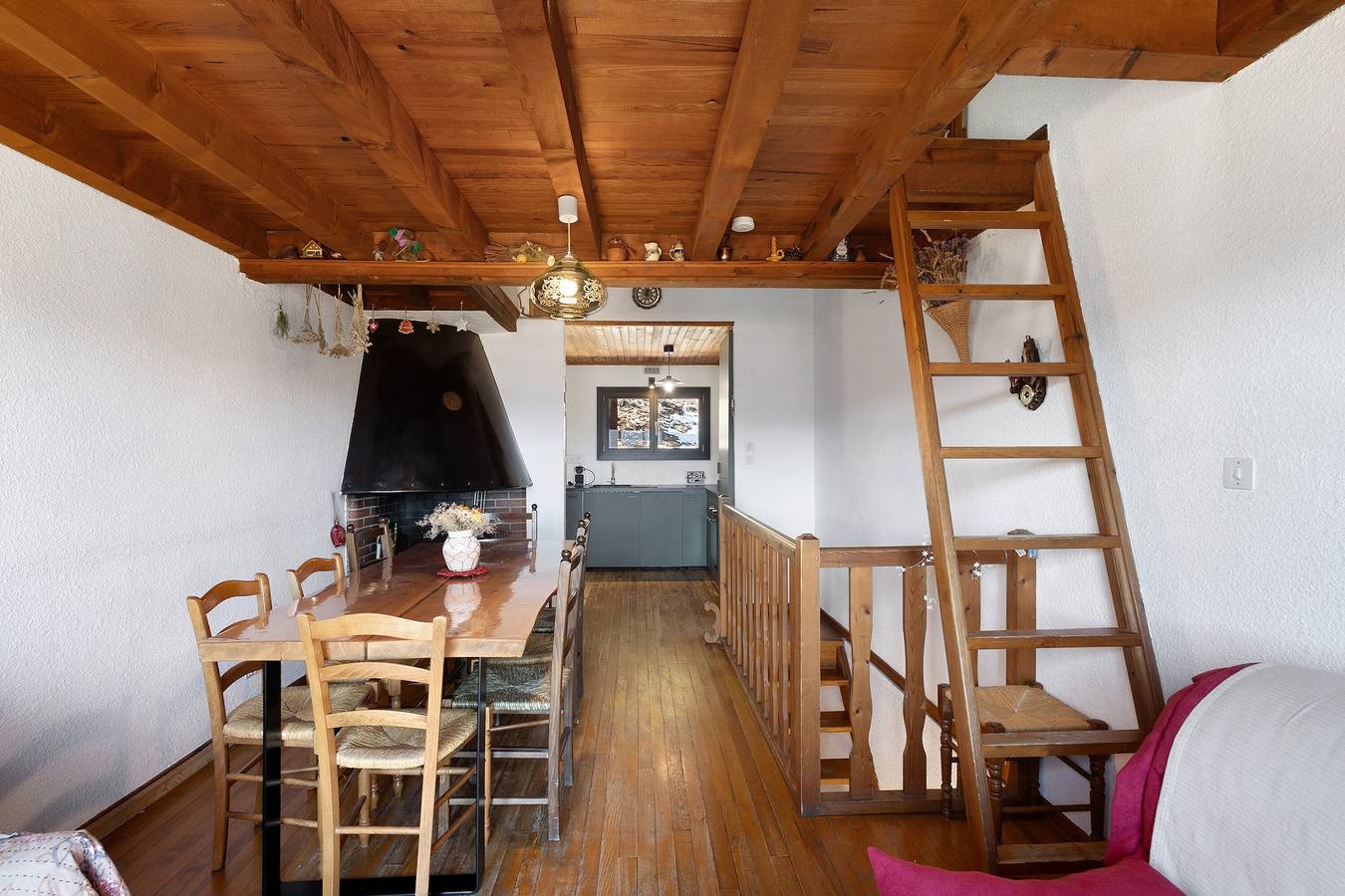 Ganze Wohnung,  Le Carlit – Apartment in Les Angles mit Bergblick, gemütlich und funktional in Les Angles, Parc naturel régional des Pyrénées catalanes