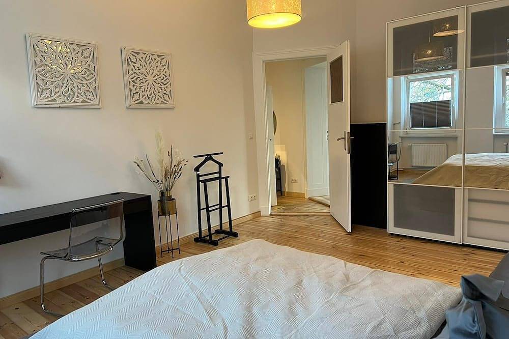 Ganze Wohnung, Neue, sanierte, modernisierte /komplett möblierte Wohnung Charlottenburg/ Berlin in Spandau, Berlin