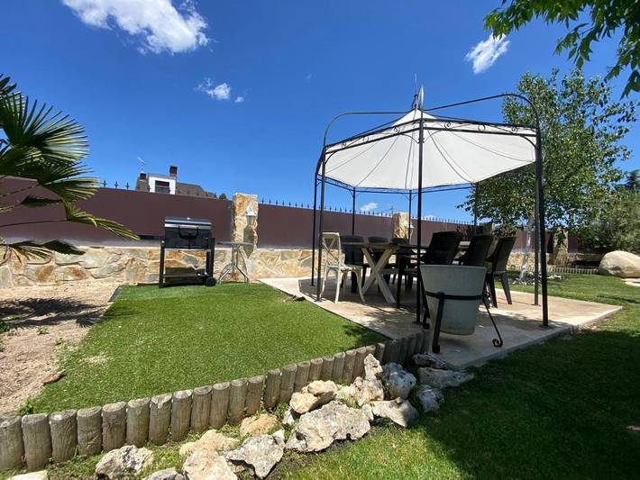 Casa rural para 9 personas, con Terraza y Jardín además de Piscina y Vistas en Escalona del Alberche - 4