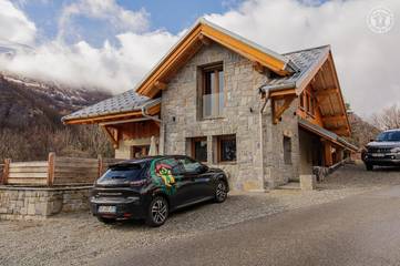Chalet pour 10 personnes, avec balcon/terrasse et terrasse, animaux acceptés à Valloire