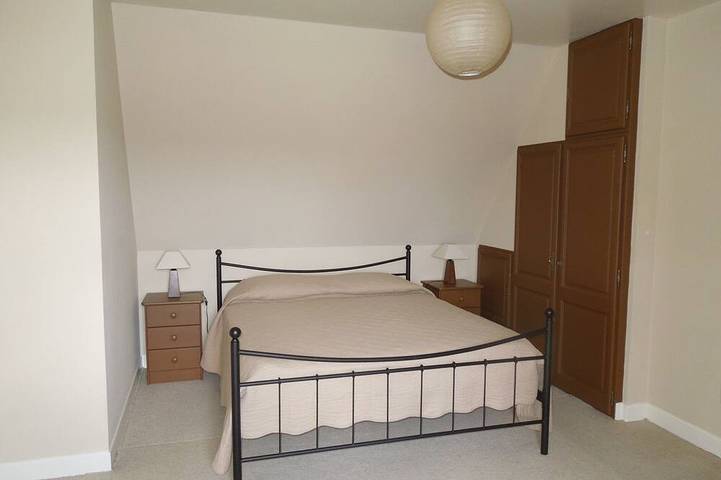 Location de vacances pour 8 personnes, avec jardin et terrasse à Bézenac - 2