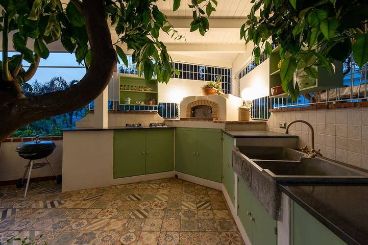 Villa with Private chlorine-free pool, jacuzzi & Etna view - Taormina in Trappitello-Chianchitta, Taormina