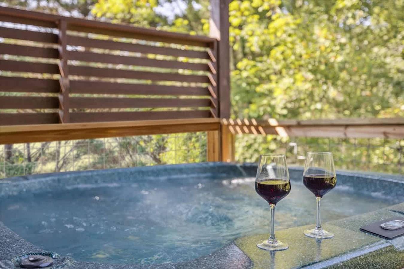 Ganze Wohnung, Beauty By The River Lodge by Beyond Expectations in Sevierville, Sevier County