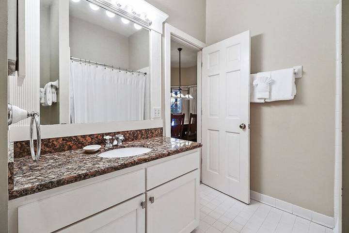 Vacation rental for 8 people, with pool and balcony in Kiawah Island