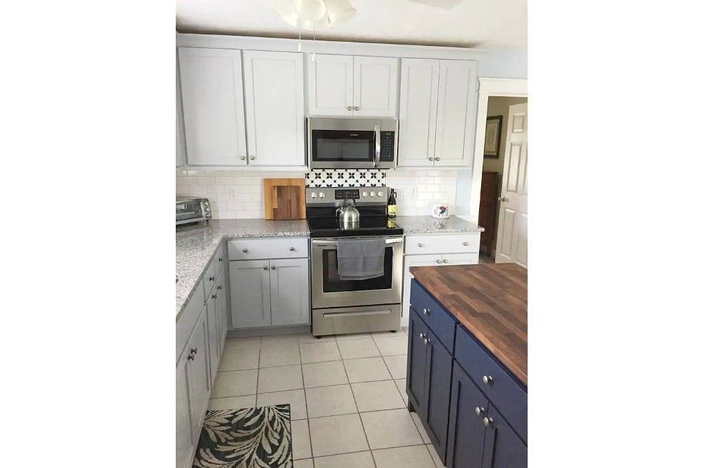 Fully Renovated Home on a Working Farmstead in Knox County (TN)