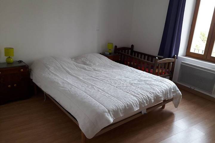 Location de vacances pour 6 personnes, avec jardin et balcon à Bourdeaux - 3