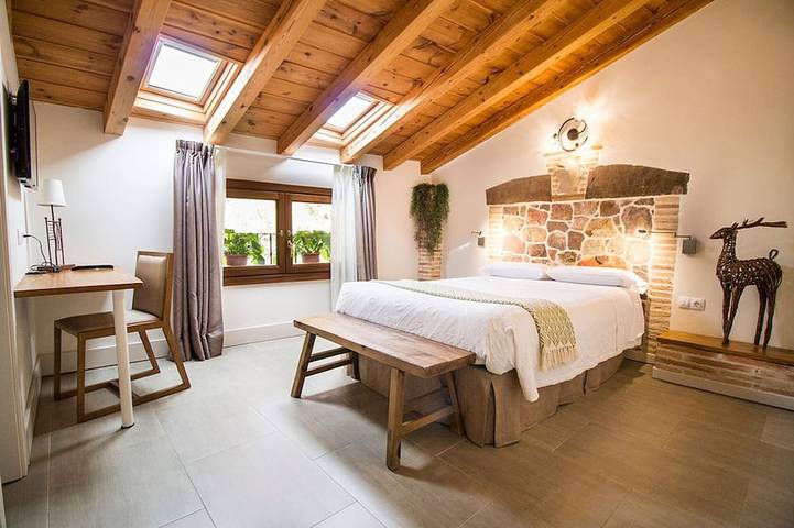 Apartamento entero, Atico \"El Patio de la Morera Ii\" in El Rasillo de Cameros, Sierra de Moncalvillo