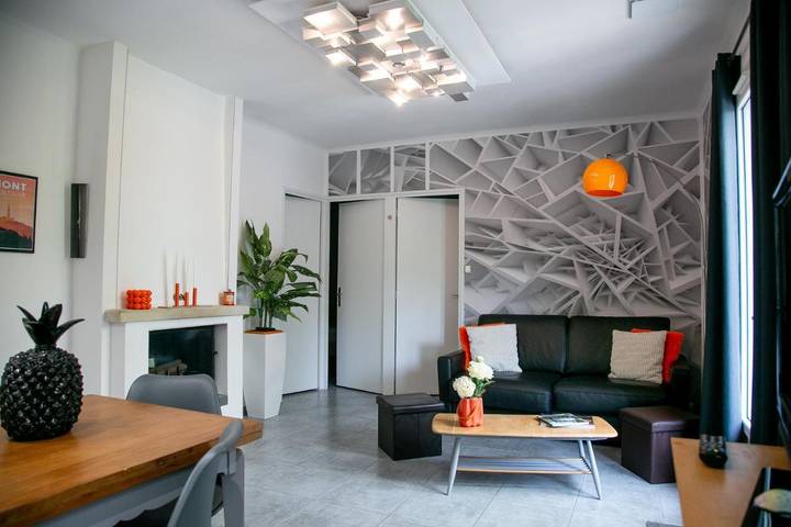 Location de vacances pour 6 personnes, avec jardin ainsi que piscine et vue à Alleins - 2