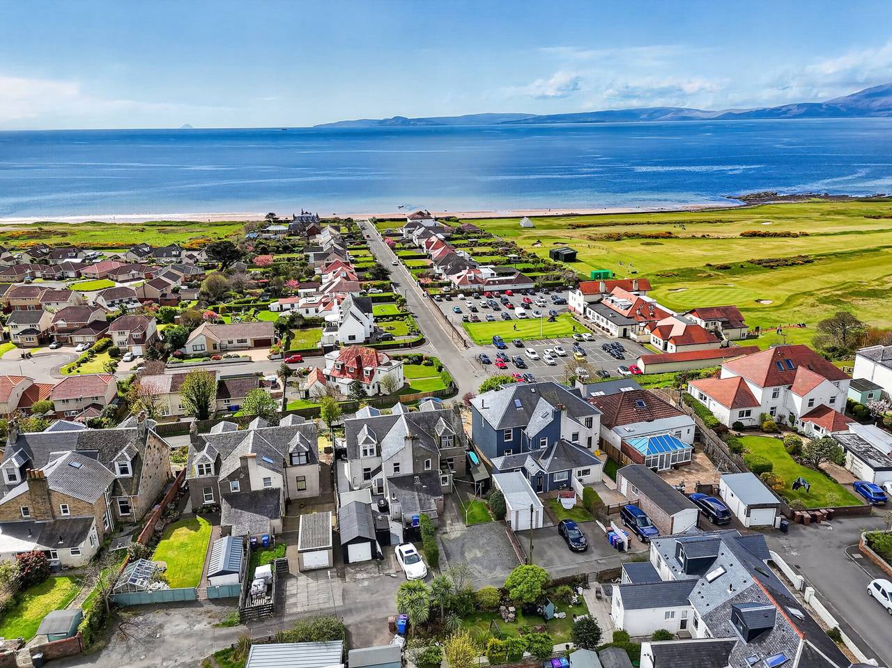 Seamill Beach House in Firth Of Clyde