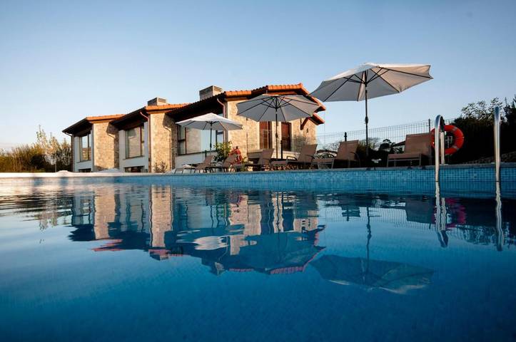 Apartamento de vacaciones para 4 personas, con piscina además de vistas y jardín en Llanes - 2