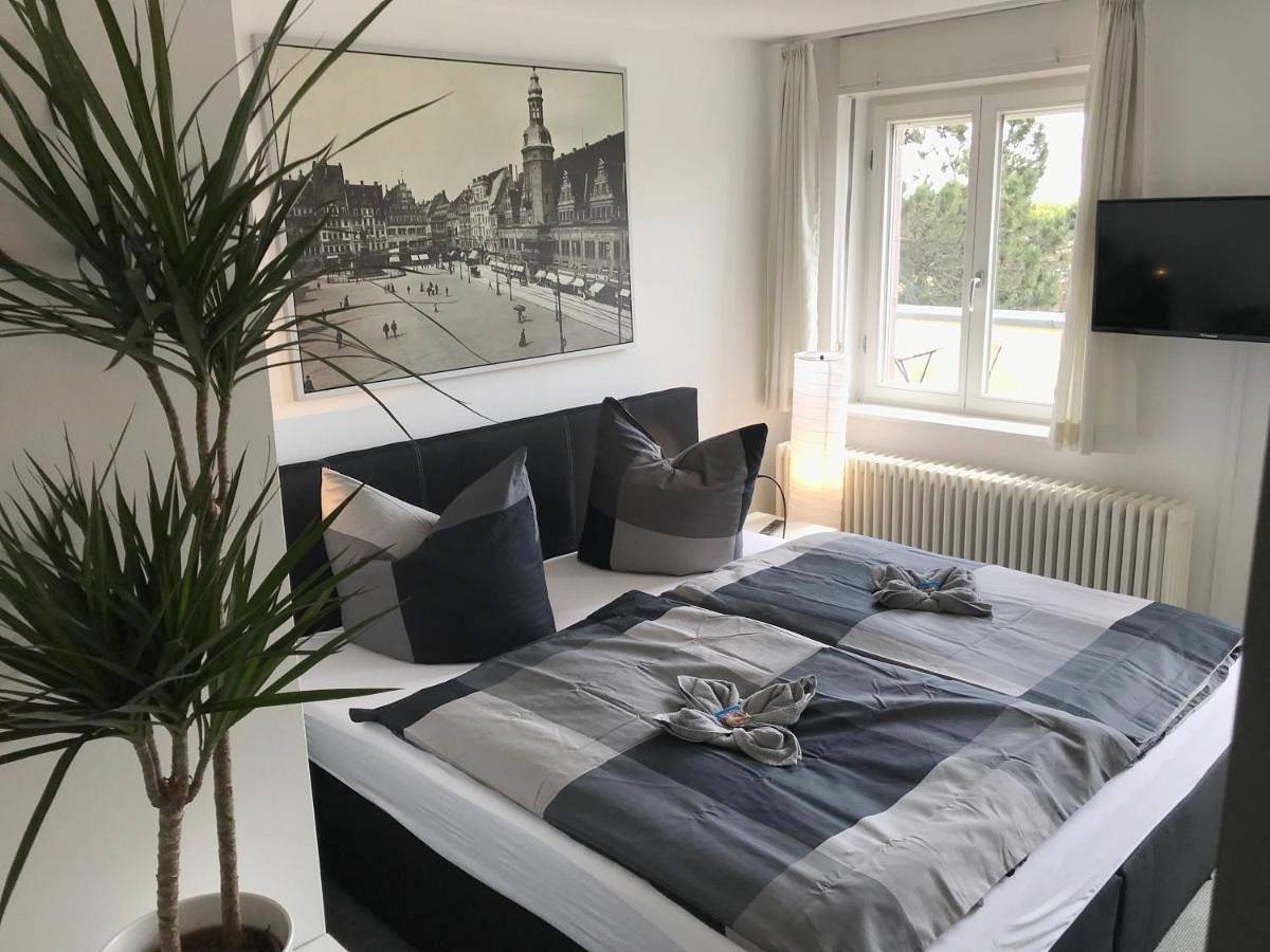Ganze Wohnung, Ferienwohnung für 2 Personen mit Garten in Halle, Saale-Unstrut