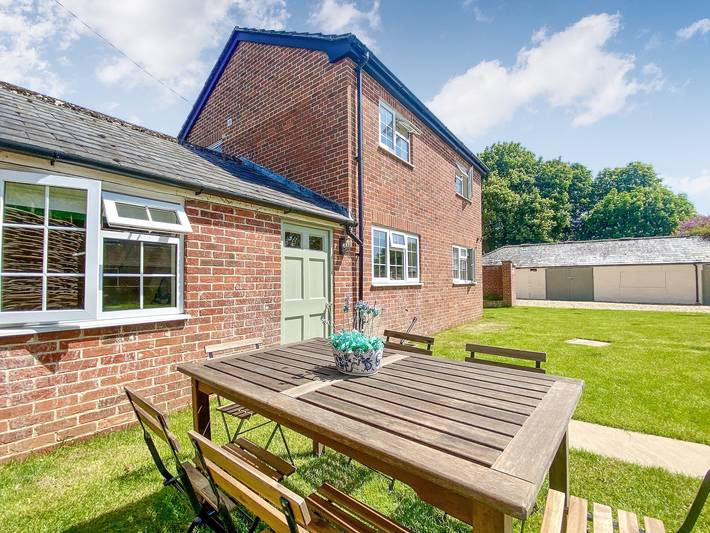 Cottage for 6 people, with garden in North Wessex Downs