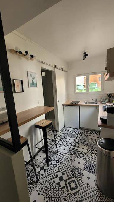 Appartement entier, Maisonnette avec jardin proche Paris in Saint-Mandé, Val-de-Marne