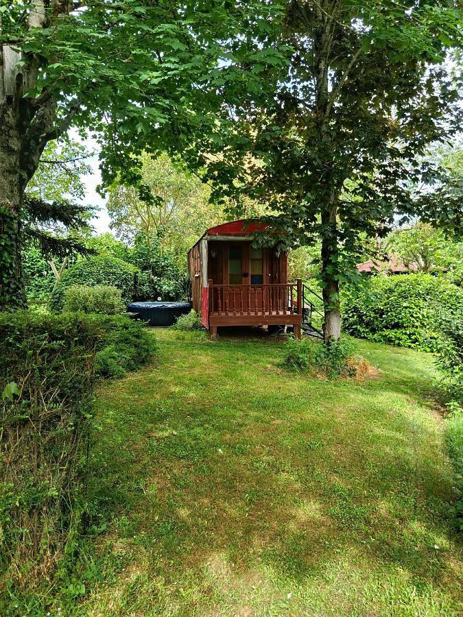 Maison de campagne pour 2 personnes, avec jardin ainsi que balcon et jacuzzi à Loubens-Lauragais