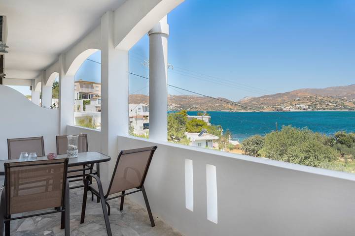 Ferienwohnung für 5 Personen, mit Balkon und Garten in Griechenland