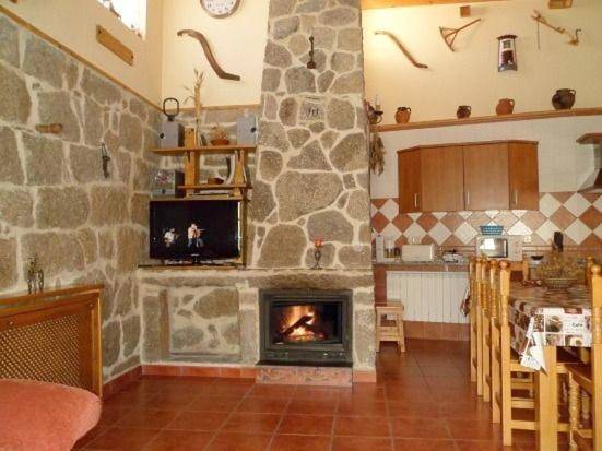 Four-Bedroom House in Solosancho, Provincia de Ávila