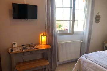 Chambre D’hôte pour 2 Personnes dans Basly, Calvados, Photo 1