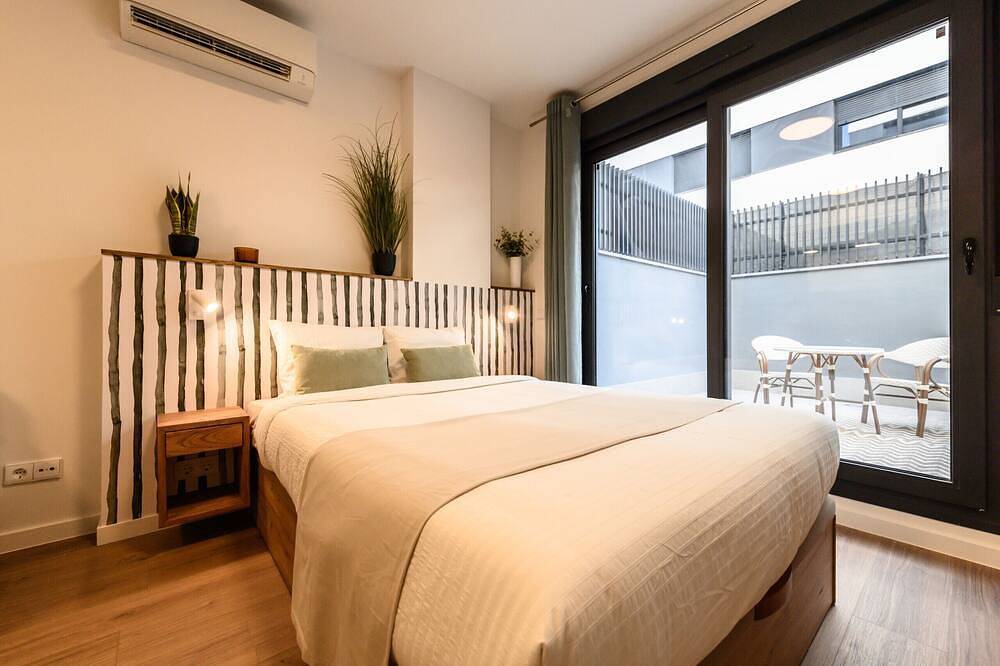 Entire apartment, Modern studio apartment with private terrace and excellent communal areas in San Sebastián de los Reyes, Madrid Province