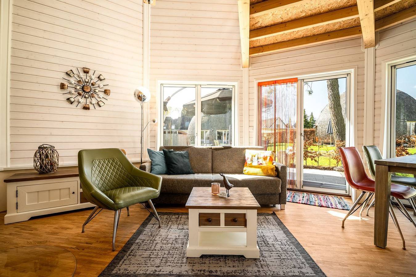 Ferienhaus „Tamika“ mit Terrasse und Sonnenschirm am Tollensesee in Tollensesee, Penzlin
