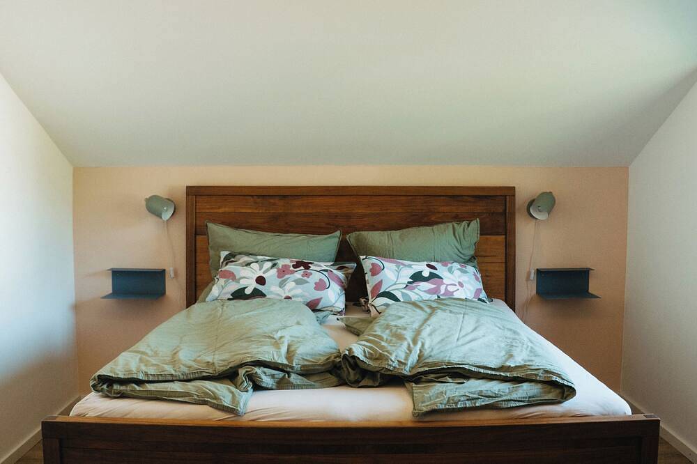 Ganze Wohnung, Ferienwohnung \"Vogelnest\". Naturnah am Albtrauf. Urlaub genießen. in Mössingen, Albsteig Etappe 11