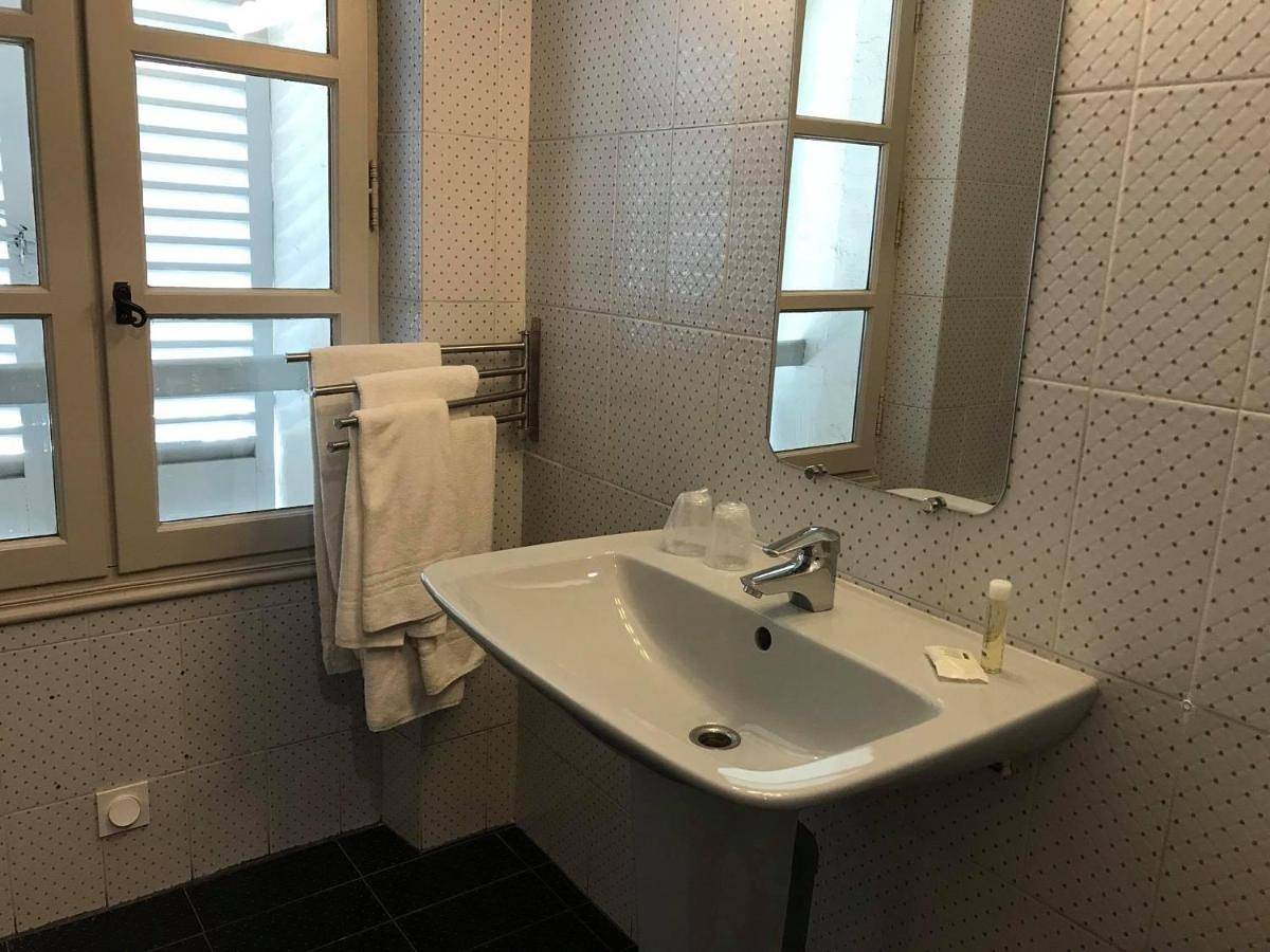 L'Annexe Plaisance - Hôtel Non Climatisé in Saint-Maximin-la-Sainte-Baume, Région de Brignoles