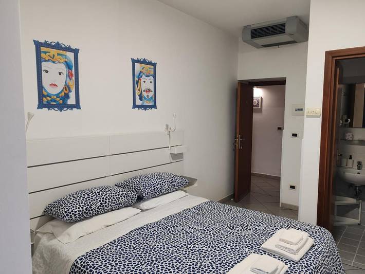 Chambre d’hôte pour 2 personnes, avec vue et jardin à Taormina - 4