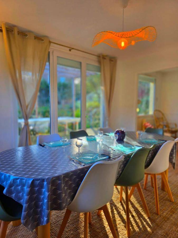 Ferienhaus für 8 Personen, mit Terrasse und Garten