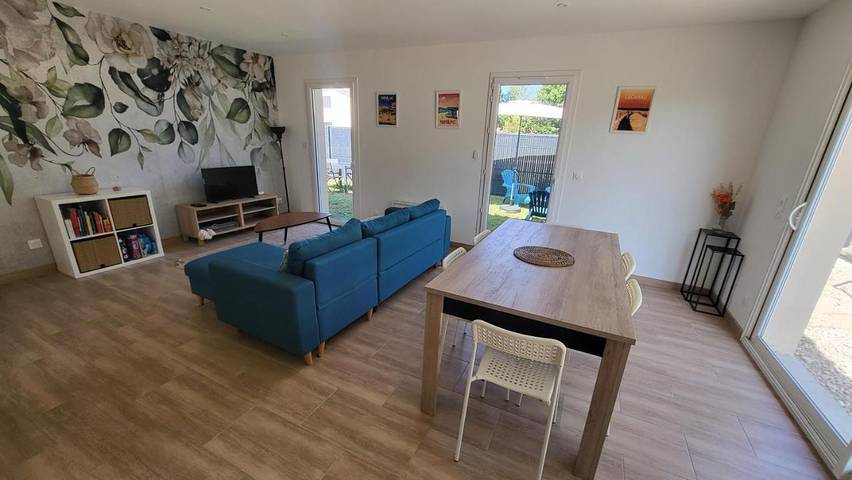 Location de vacances pour 8 personnes, avec jardin à Saint-Germain-d'Esteuil - 2