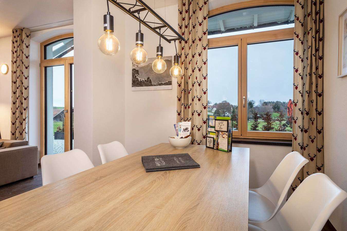 Ganze Wohnung, Barrierearme Ferienwohnung "Butterei" mit privater Terrasse und Wlan in Argenbühl, Region Bodensee-Oberschwaben