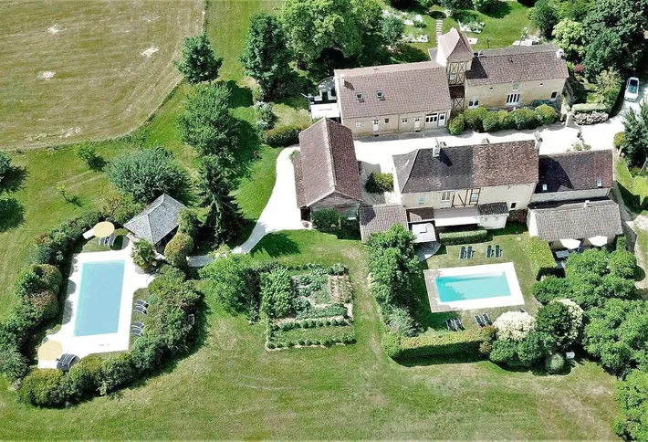 Chambre d’hôte pour 2 personnes, avec piscine et jardin - 1