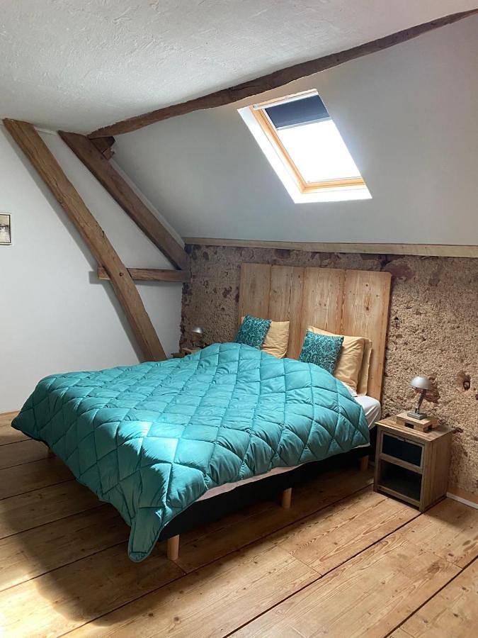 Location de vacances pour 4 personnes, avec vue ainsi que piscine et jardin à Saint-Désiré - 3