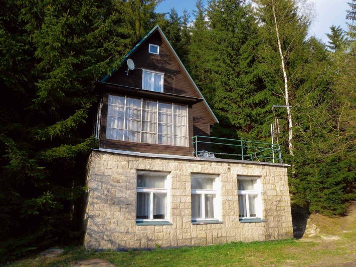 Dom dla 12 osób w Harrachov